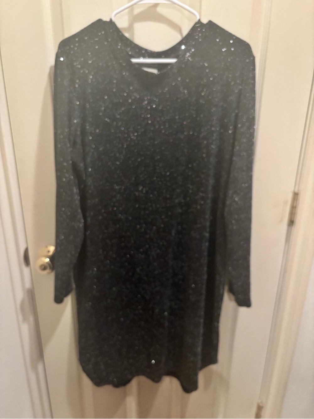 B Darlin Black Sparkle Long Sleeve Dress. 18w, below knees